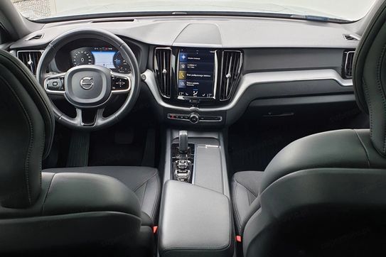 Volvo XC60 T8 AWD Plug-In Hybrid Momentum Pro aut