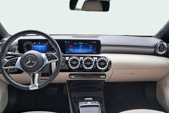 Mercedes Klasa A 250 e PHEV Progressive 8G-DCT