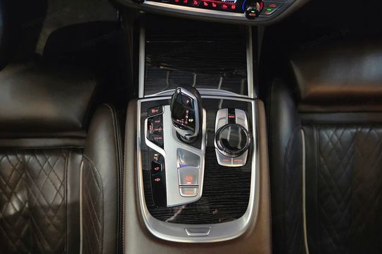 BMW Seria 7 750I Xdrive Sport