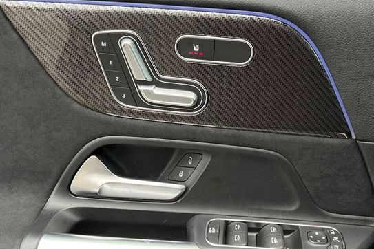 Mercedes GLA 200 AMG Line