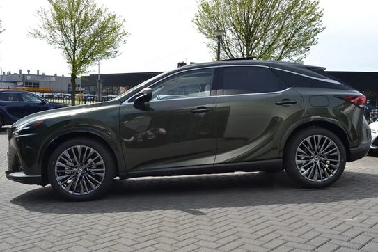 Lexus RX 350h Omotenashi