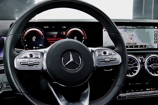 Mercedes CLA 250 e AMG Line