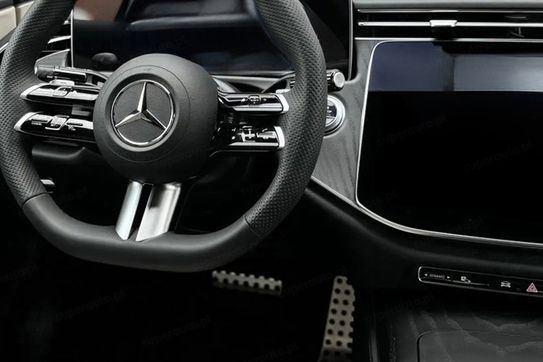 Mercedes E Klasa 220 d  4-Matic AMG