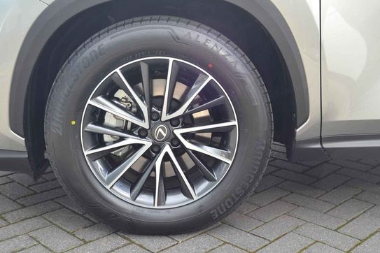 Lexus NX 350h Elegance 2.5 Hybrid