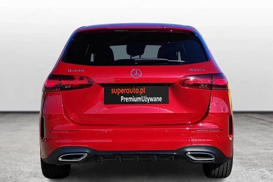 Mercedes B Klasa 220 4MATIC AMG Line