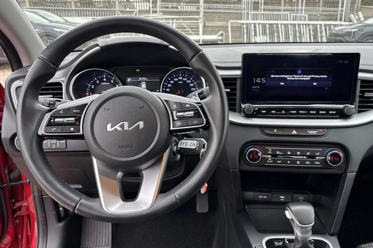 Kia Ceed 1.5 T-GDI M