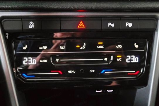 Volkswagen T-Roc Life Plus 1.5 TSI DSG