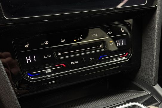 Volkswagen Passat 1.5 TSI Business DSG