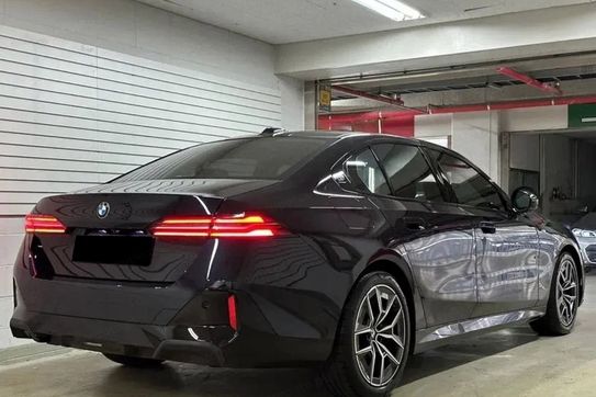BMW Seria 5 520d xDrive M Sport