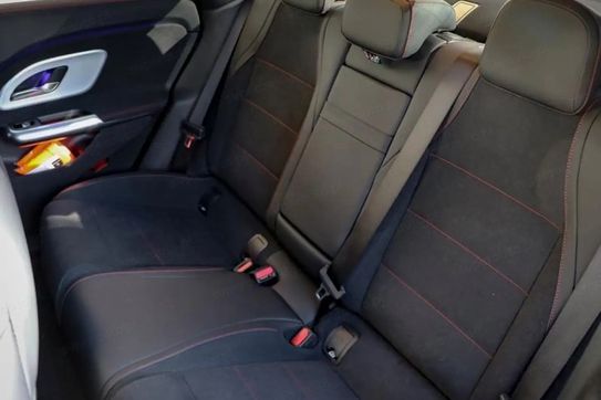 Mercedes CLA 220 4-Matic AMG Line