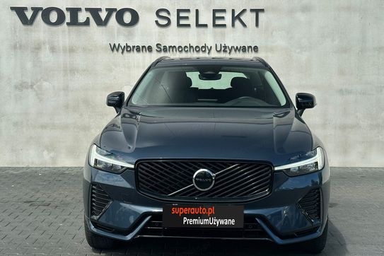 Volvo XC60 B5 B AWD Plus Dark