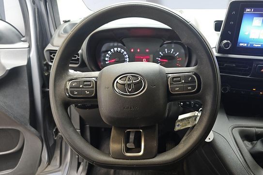 Toyota Proace City Long Active
