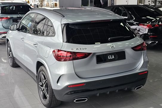 Mercedes GLA 200 AMG Line