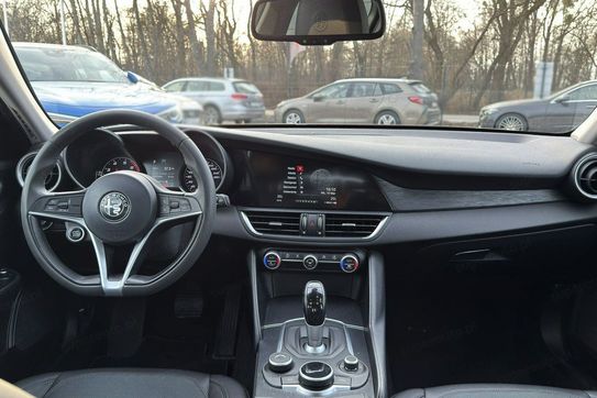 Alfa Romeo Giulia 2.0 Turbo Super aut