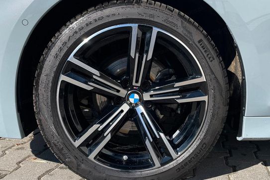 BMW Seria 3 330i xDrive M Sport
