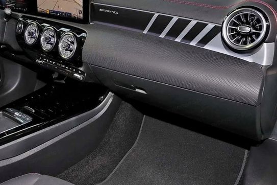 Mercedes CLA AMG 35 4-Matic