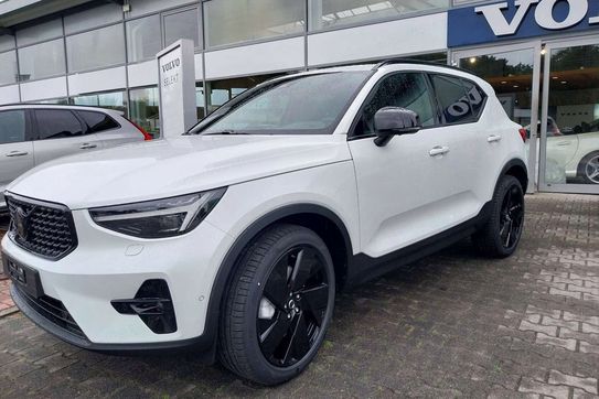Volvo XC40 B4 Plus Black Edition