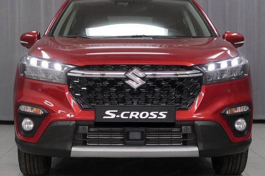 Suzuki S-Cross 1.4 BoosterJet mHEV Elegance SP