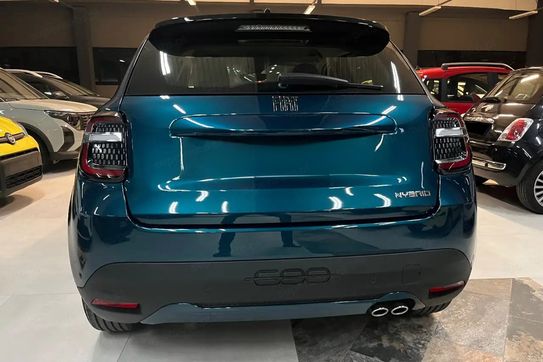 Fiat 600 Icon 1.2 Turbo Hybrid eDCT