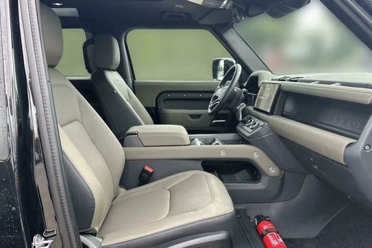 Land Rover Defender 90 3.0 D250  X-Dynamic SE