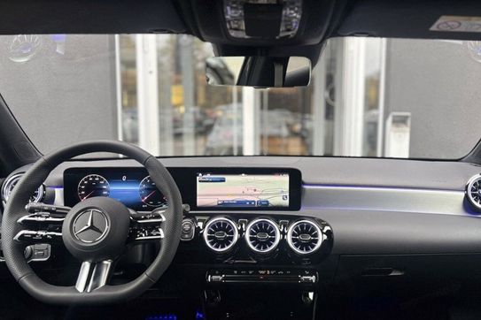 Mercedes Klasa A 200 AMG Line