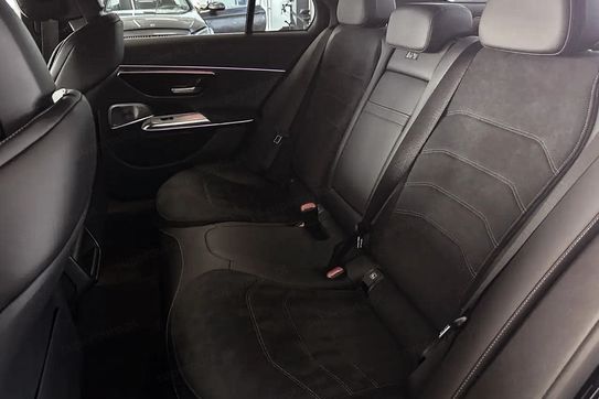 Mercedes Klasa E 220 d  4-Matic AMG