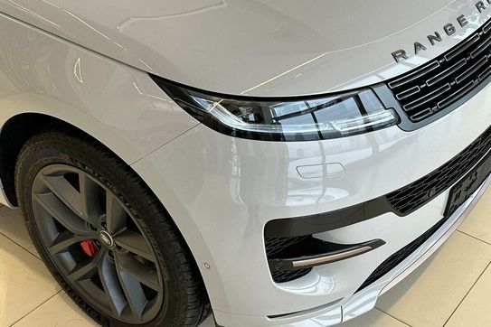 Land Rover Range Rover Sport D300 Dynamic SE