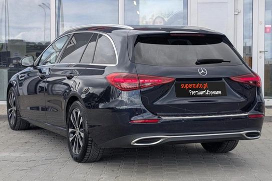 Mercedes Klasa C Kombi 220 d 4-Matic Avantgarde