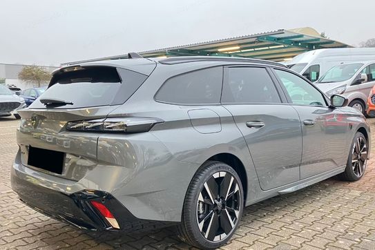 Peugeot 308 GT Exclusive S&S e-DCS6 1.2 mHEV