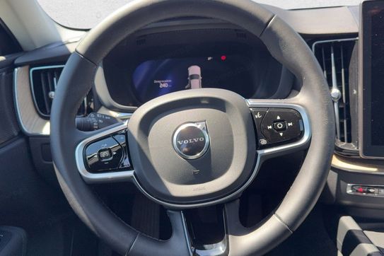 Volvo XC60 B5 B AWD Plus Bright