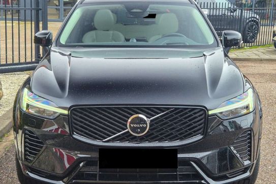 Volvo XC60 T6 Plug-In Hybrid AWD Ultra Dark