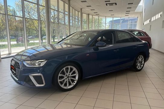 Audi A4 35 TFSI S Line