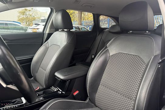 Kia Ceed L 1.5 T-GDI  DCT