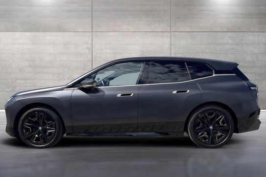 BMW iX xDrive50
