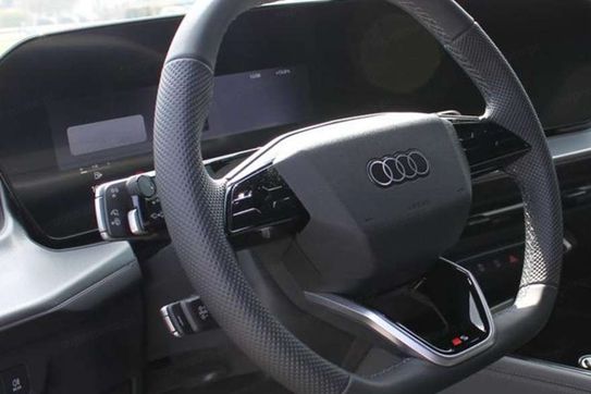 Audi Q3 TDI S line