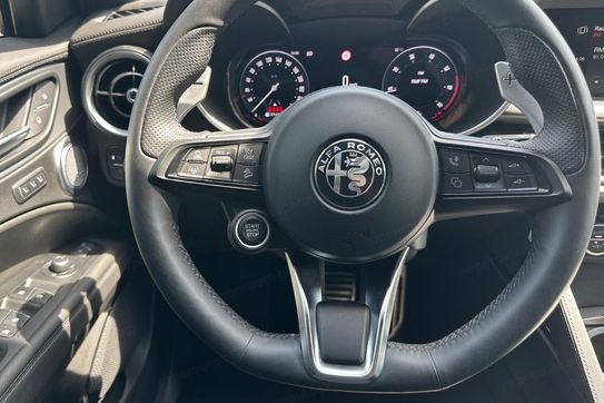 Alfa Romeo Stelvio Turbo Veloce Q4