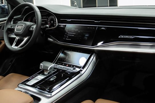 Audi Q8 55 TFSI quattro