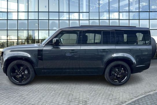 Land Rover Defender 130 D350 X-Dynamic HSE