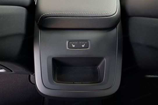 Volvo XC60 B5 B AWD Plus Dark aut