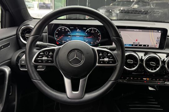 Mercedes Klasa A 180 Progressive 7G-DCT