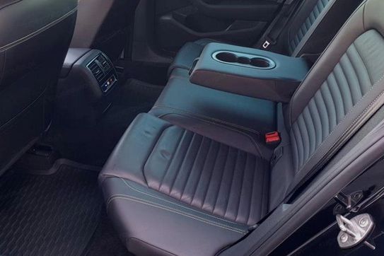 Volkswagen Passat 2.0 TDI 4Mot DSG