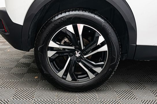 Peugeot 2008 1.2 PureTech Allure Pack S&S EAT8