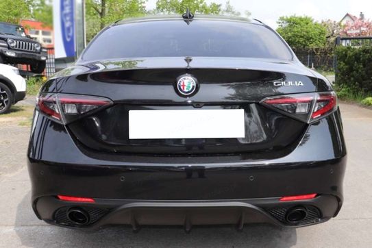 Alfa Romeo Giulia 2.0 Turbo Intensa Q4