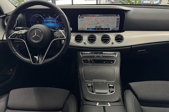 Mercedes E Klasa 220 d 4-Matic AMG