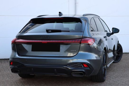 Audi A5 e-Hybrid quattro S line Avant