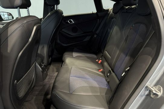 BMW Seria 2 218i M Sport