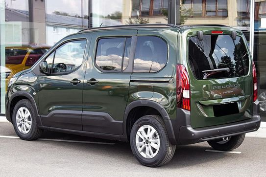 Peugeot Rifter MPV M L1H1 AT
