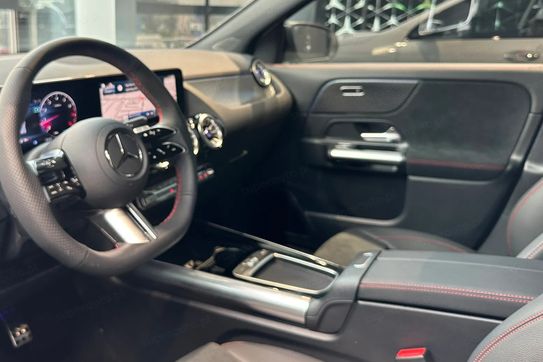 Mercedes GLA 200 AMG Line