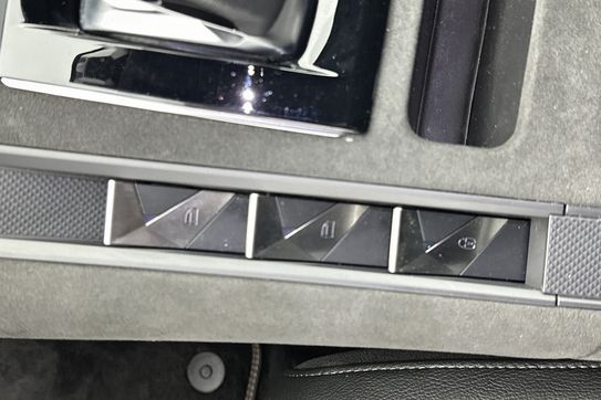 DS DS 7 Performance Line 1.5 BlueHDI AT