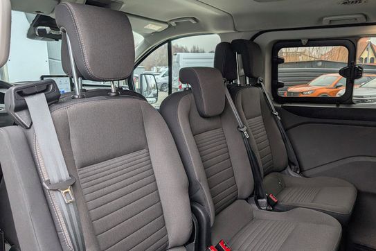 Ford Tourneo Custom L2H1 AT